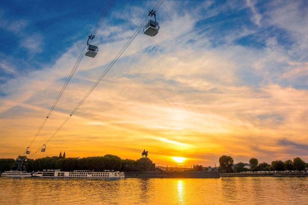 App7 - Place2B - Direkt Am Rhein Кобленц Экстерьер фото